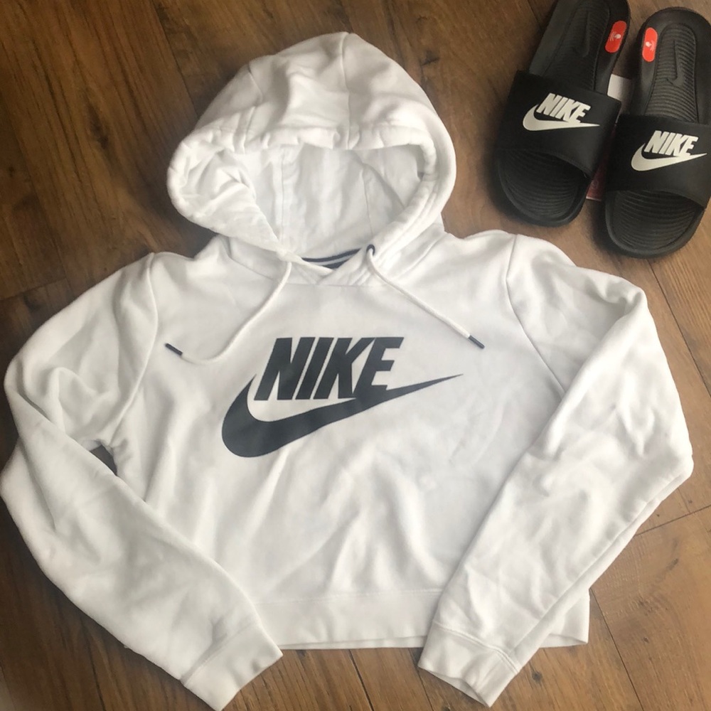 Nike Crop Hoodie